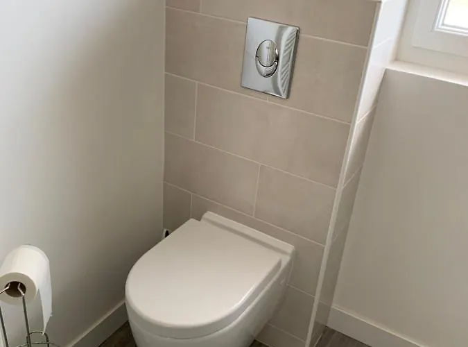 Du Parc Du Moulin Du Pre Apartment